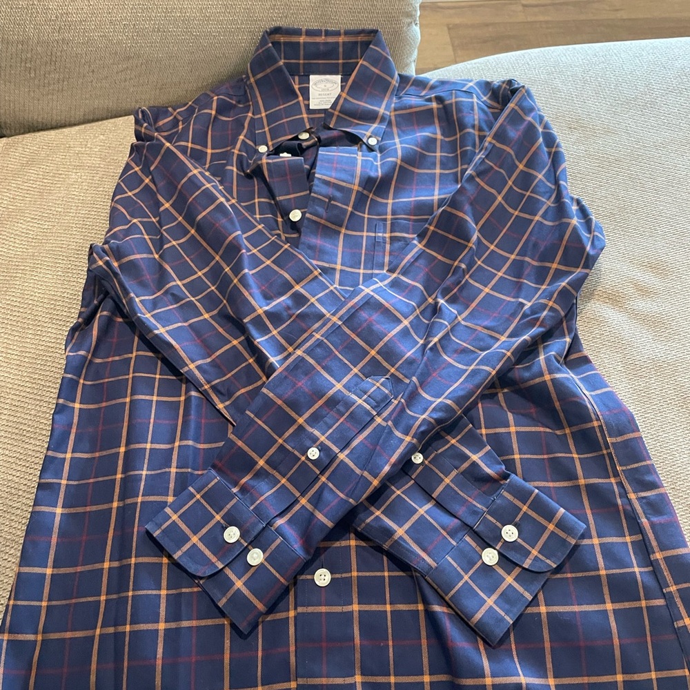 Brooks Brothers Blue and Brown Casual Button Down Shirt